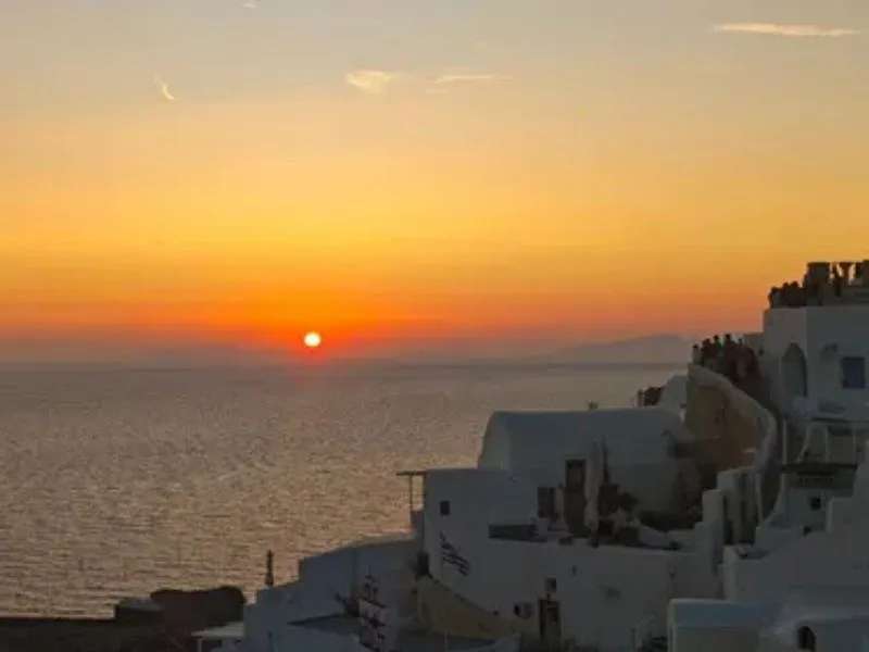 santorini hy lap kham pha hon dao thien duong giua bien dia trung hai